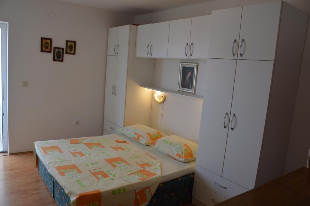Apartments Marija Bajto Нечуям Екстер'єр фото