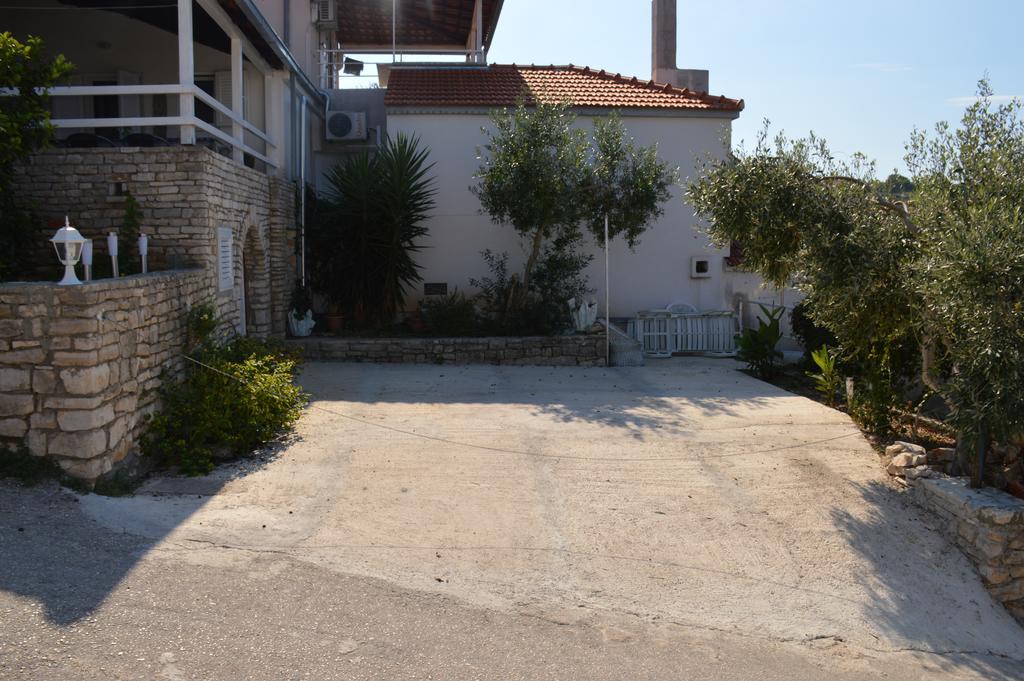 Apartments Marija Bajto Нечуям Екстер'єр фото